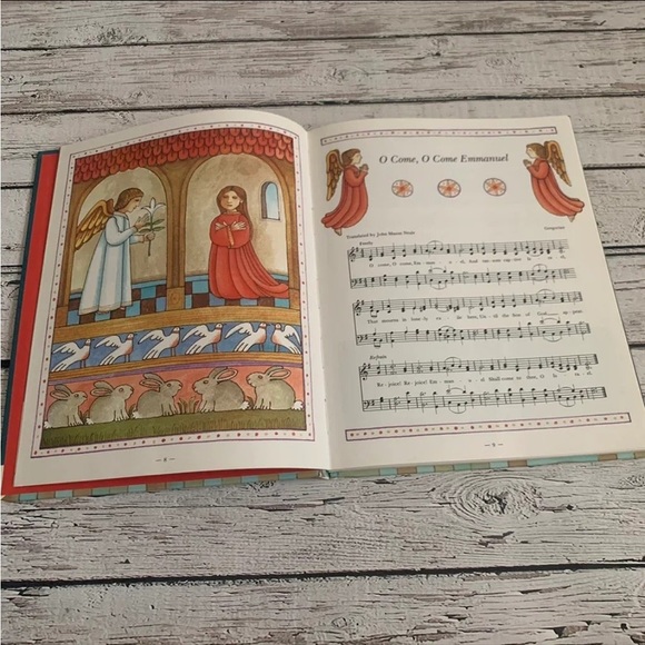 Vintage Tomie DePaola's Book of Christmas Carols Hardback Music Book 1987 - Picture 4 of 8